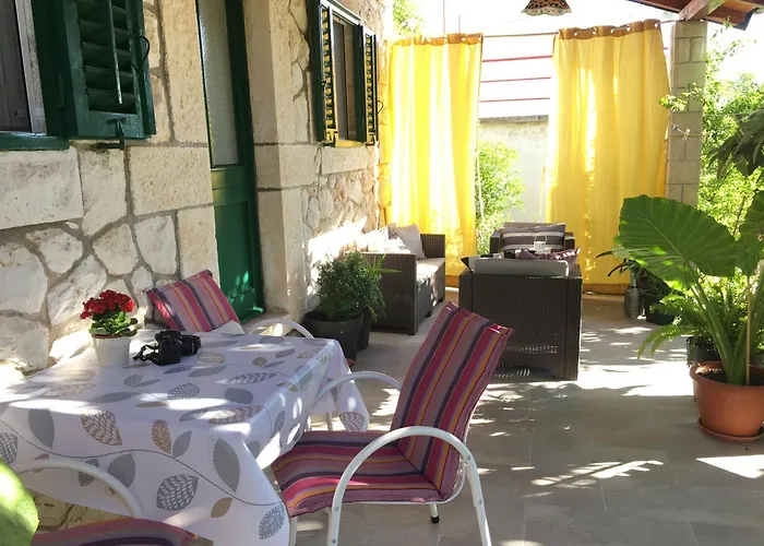 Lina Vrankovic Apartments